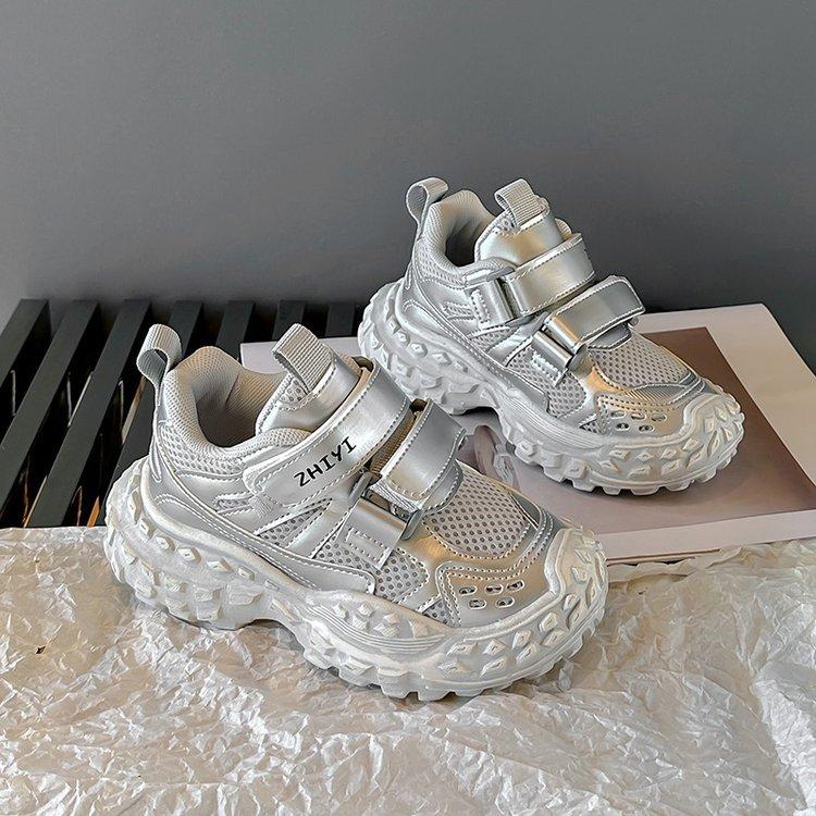 

Children s sports shoes 2025 spring and autumn new boys mesh breathable running shoes girls versatile comfortable casual shoes 37