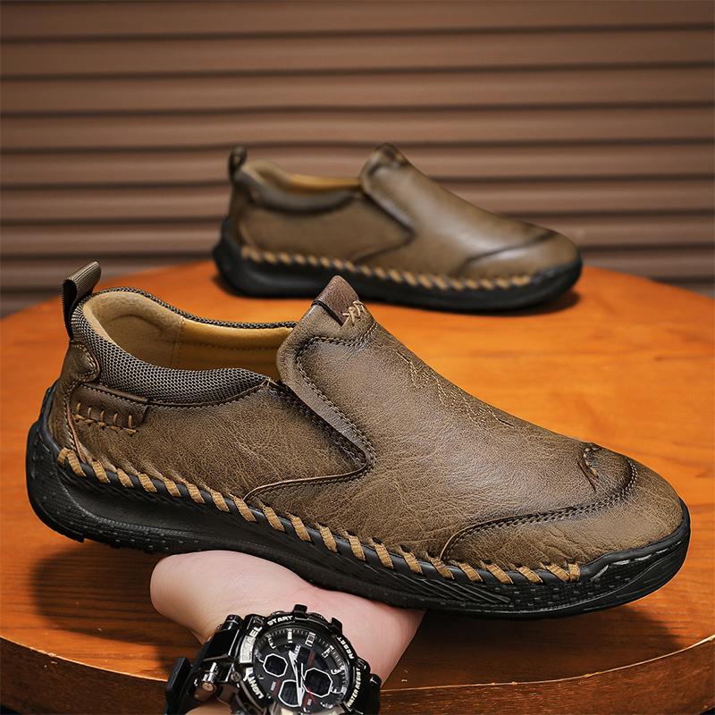 Fashion Handmade Mens Casual Shoes Soft Bottom Non-Slip Outdoor Mens Loafers Classic Vintage Design Walking Shoes Male Plus Size 38-46