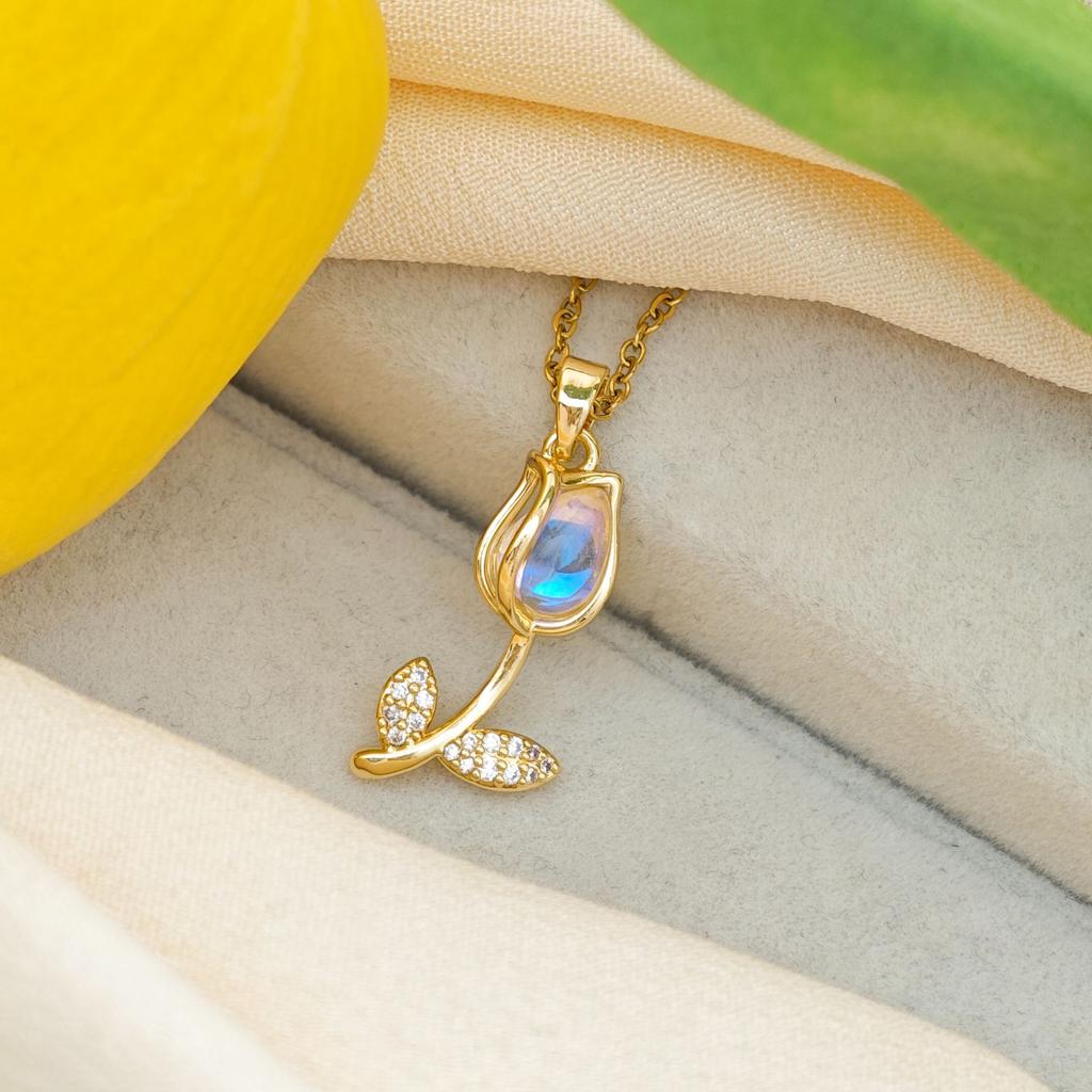 Halskjede Dame Opal Tulipan Halskjede Nisjedesign, Allsidig High-end Følelse Allsidig Titanstål Tilbehør