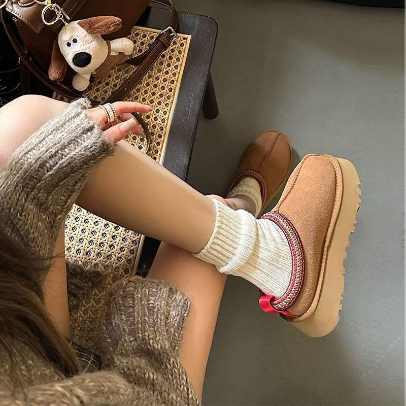 Sněhule dámské boty zimní sametové zateplené 2025 nové kožešinové integrované kožešinové boty taška kulatá hlava poloviční bačkory bavlněné boty