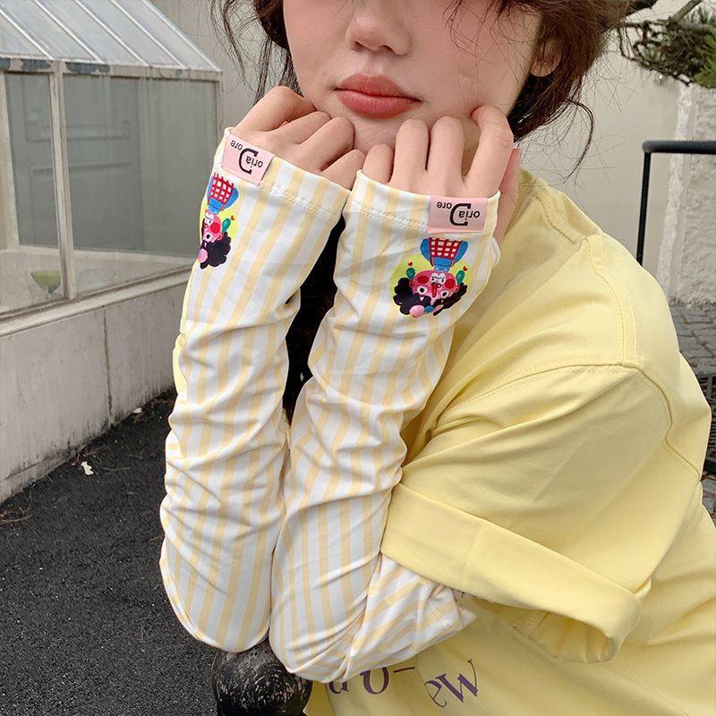 Ladies Cute Cartoon Arm Sleeves UV Protection, Ice Silk Cooling Sleeves, Breathable Thin Summer Sun Sleeves for Driving Cycling Outdoor