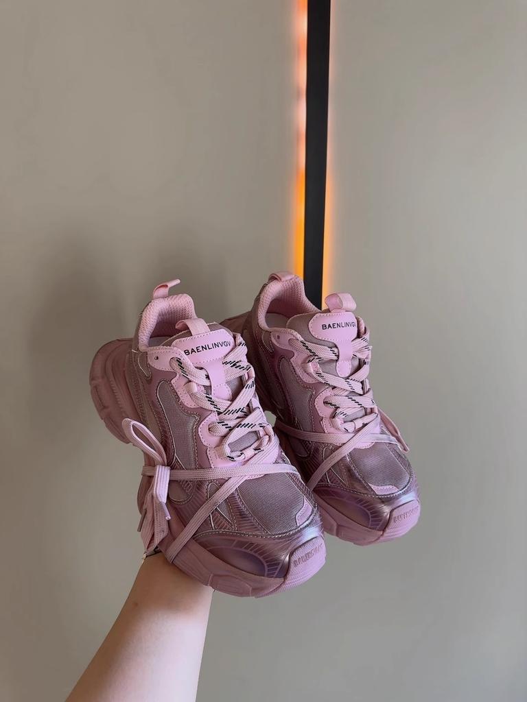 2025 New Old Paris Platform Casual Sports Shoes Dad Shoes Women's Height Increase Breathable Running Shoes Versatile Pink