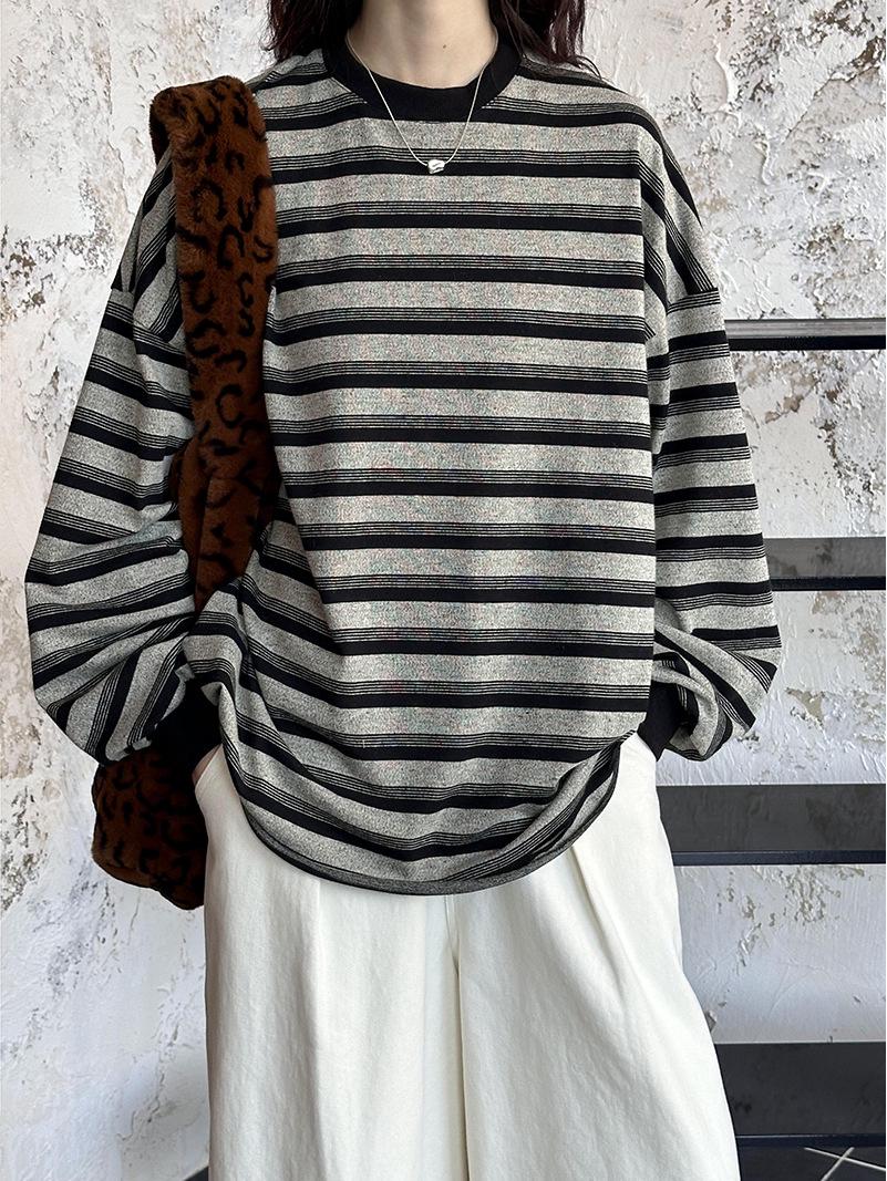 

Juzhi 2024 Осенний корейский полосатый контрастный свитер-пуловер с круглым вырезом и длинными рукавами One Size чёрный