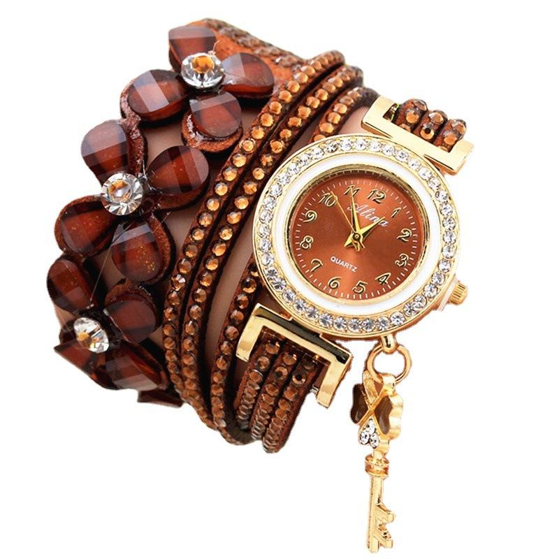 of Quartz Watches for Women's Four Leaf Clover Key Pendants Wrapped in Korean Velvet Watches for Foreign Trade