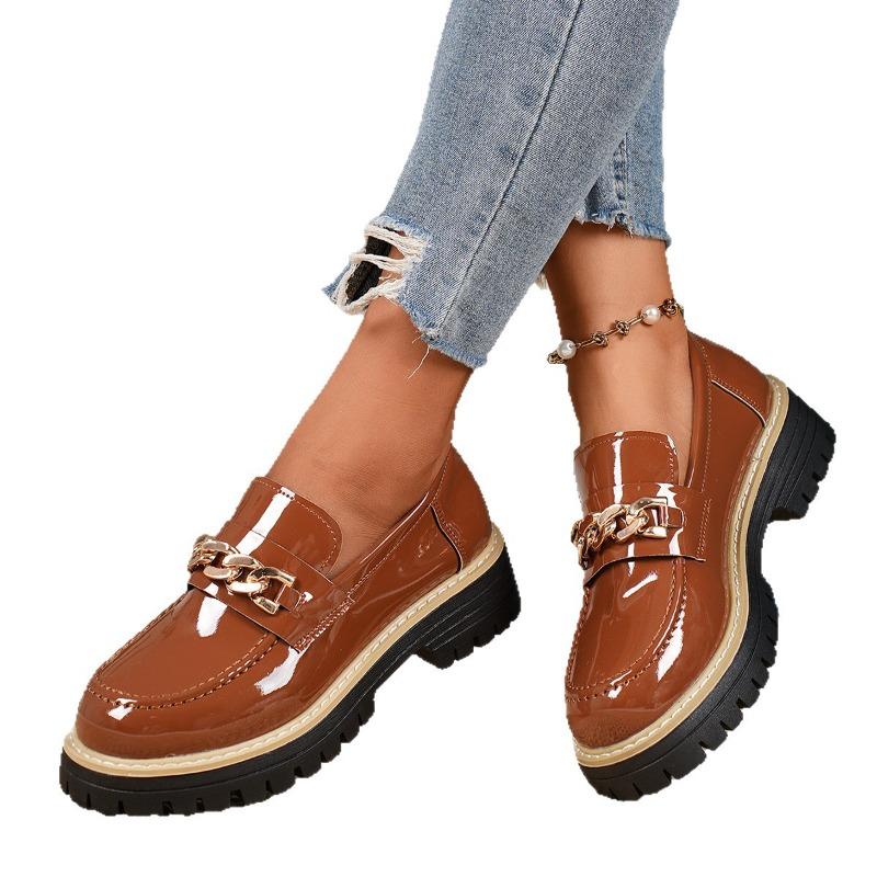 New Large-sized Thick-soled Shoes with Round Heads and Fashionable Square Heels