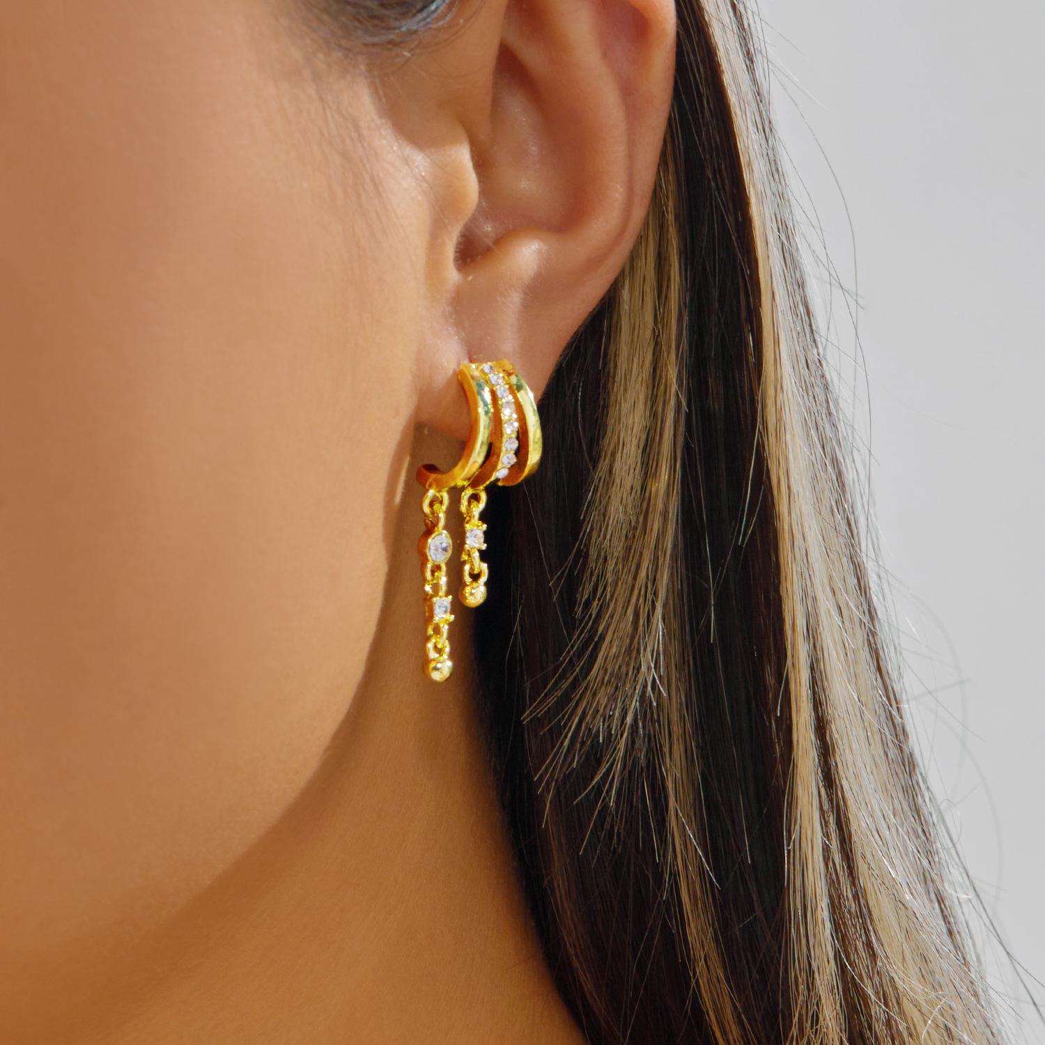 High-End Rhinestone Tassel Ear Cuffs - Luxurious & Fashionable Earrings
