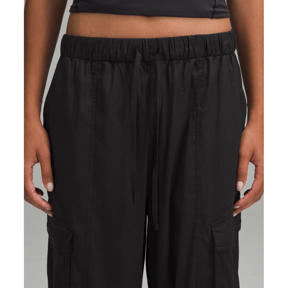 Lululemon Leichte, verstellbare Cargo-Hose mit mittlerer Leibhöhe, Schwarz