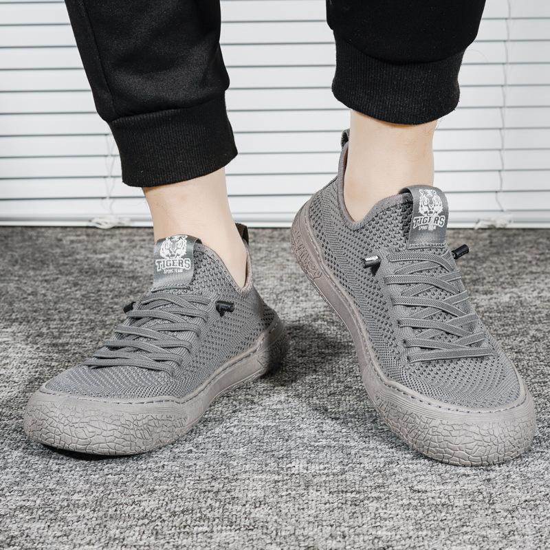 Men's Shoes Spring/Summer Breathable Soft Sole Mesh Sock Shoes Fashion Casual Fashion Shoes Flying Woven One Foot Pedal Shoes