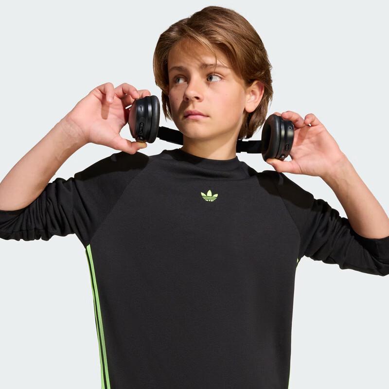 adidas LOOSE CREW Loose Fit Crew Neck Sweatshirt
