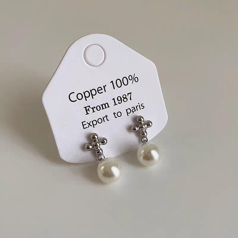 

Pearl Pendant Cross Flower Stud Earrings Ouyang Nana Earrings French Niche Design High-End Earrings