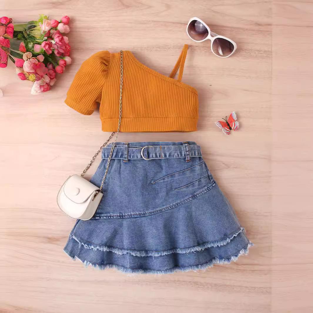 

Дівчачий костюм літній дитячий однотонний топ з короткими рукавами, джинсова плісирована коротка спідниця костюм пояс 110cm імбирний