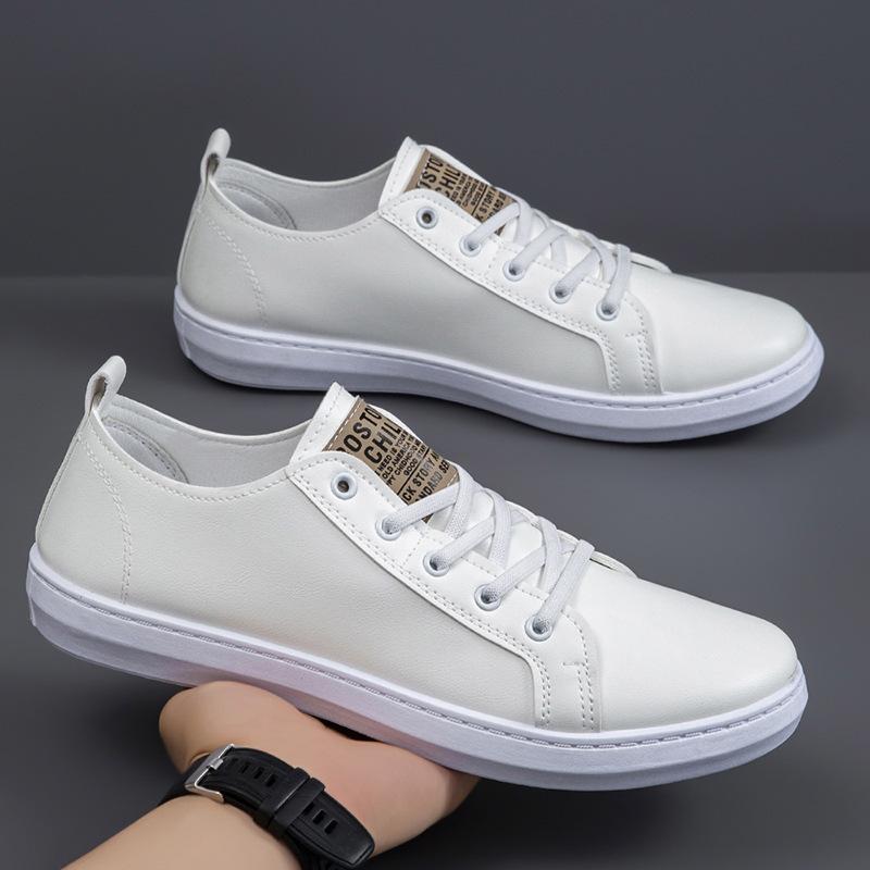 Men's Shoes New Leather Surface Soft Sole Not Tired Feet Board Shoes Breathable Versatile Casual Board Shoes Simple and Lightweight Men's Shoes