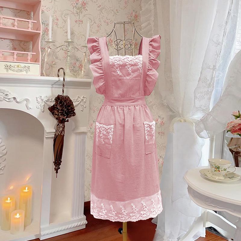 Retro-Style Apron: Fashionable, Stain-Proof, and Dirt-Resistant for Home, Kitchen, Flower Shop, Nail Salon, and Catering.