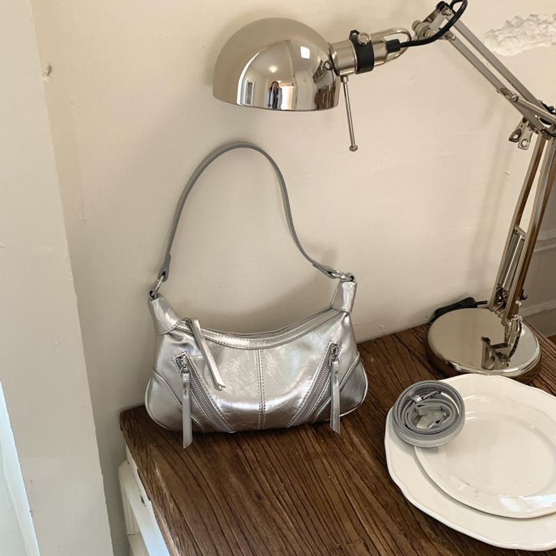 IELGY Silver Underarm Baguette Bag Fashion Commuter Shoulder Messenger Bag
