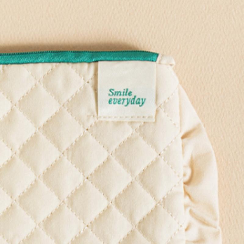 Daiso Frill Square Pouch