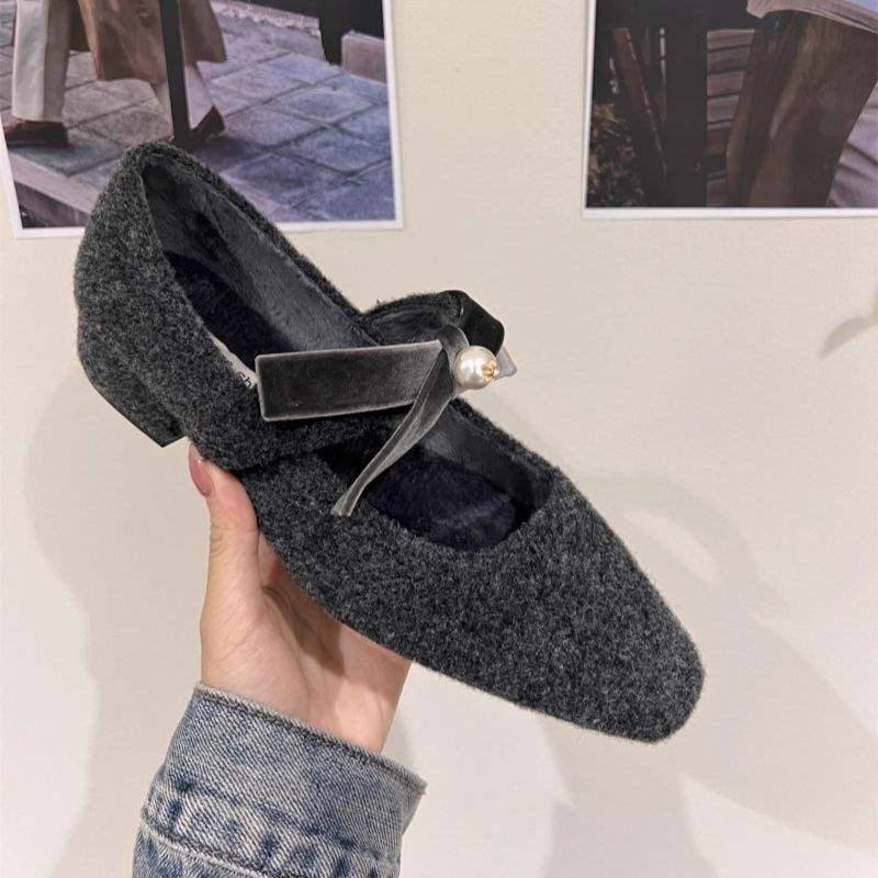 Mao Mao shoes women wear small fragrant woolen thick heel square head Mary Jane shoes feel retro gray velvet single shoes