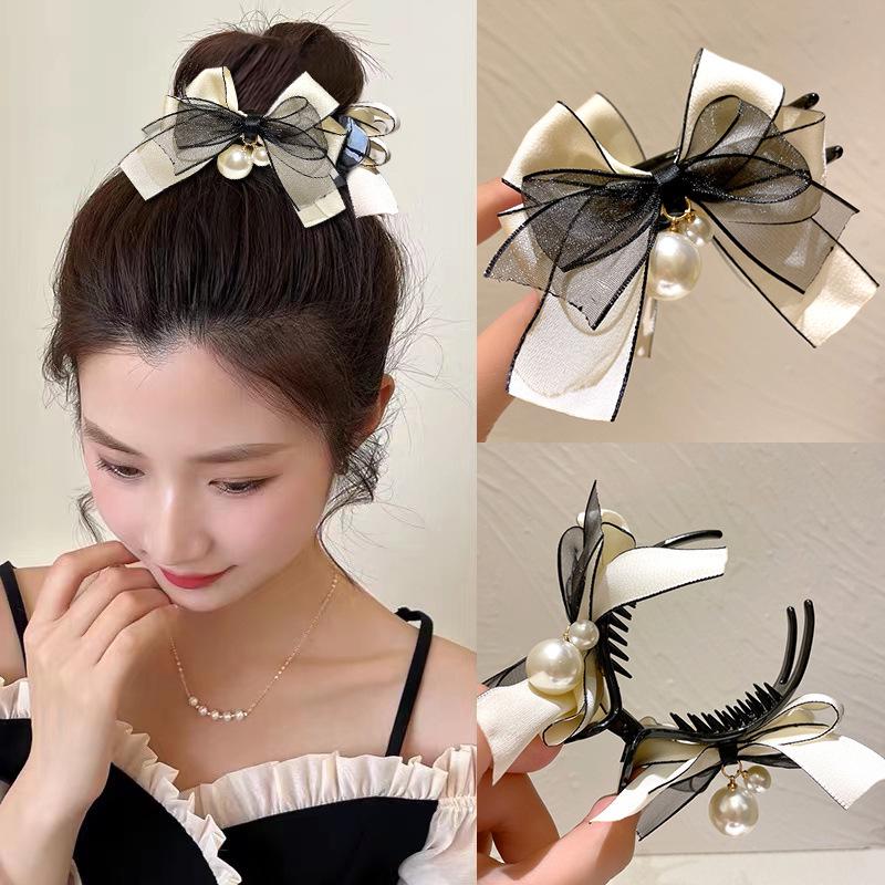 

High-End Summer Hair Claw Clip for Women - Large Bow Hairpin for Elegant Styling