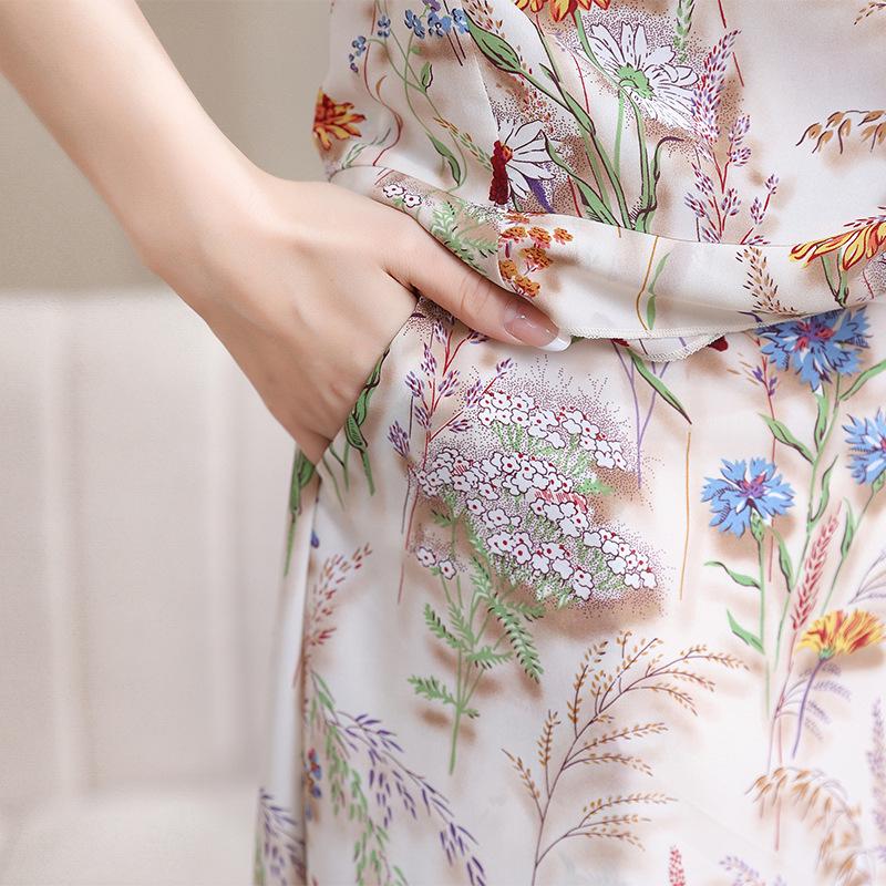 Chiffon V-neck Printed Dress for Women 2025 - Elegant Two-Piece Style for Middle-aged and Elderly Summer Fashion