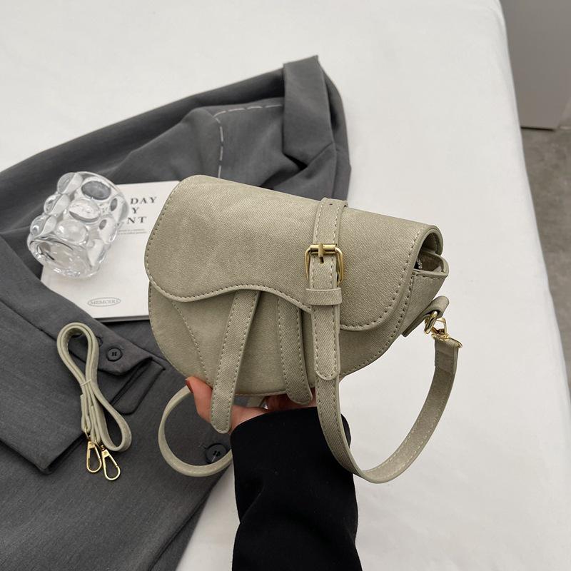 Retro Mini-Sattel-Umhängetasche: Europäischer & Amerikanischer Stil, Denim-Lippenstift-Design