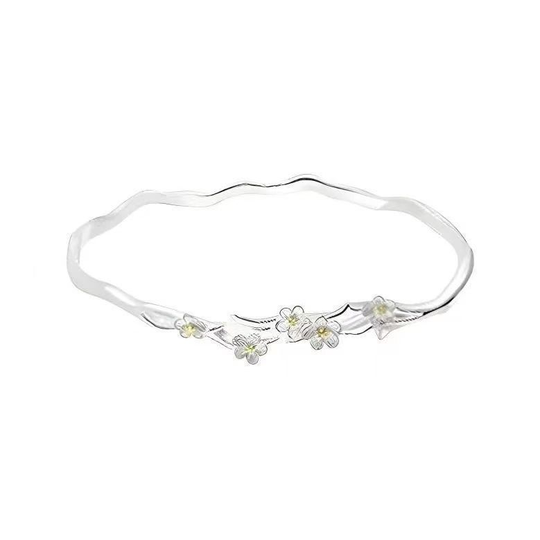 Adjustable Open Flower Bracelet Elegant Minimalist Chinese Luxury Hand Jewelry