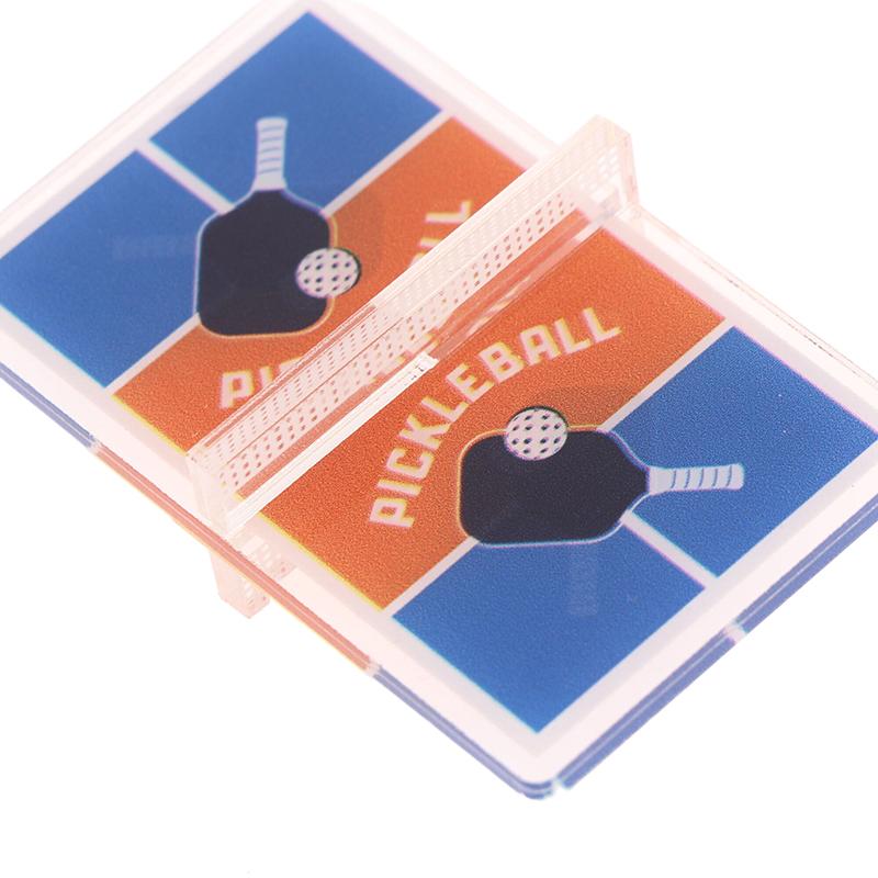 1 ks Přívěsek na klíče s motivem kurtu pro pickleball, suvenýr, přívěsek s motivem sportovního pickleballu, 3D akrylový kroužek na klíče, sportovní fanoušci, držák na klíče od auta, dárková ozdoba