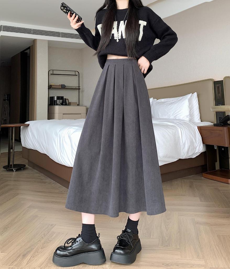 Plus Size Women's Corduroy Pleated A-Line Midi Skirt - Autumn/Winter