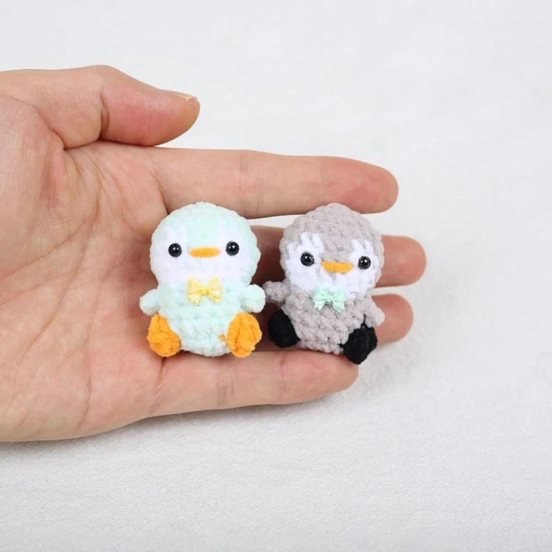 Cartoon Penguin Doll Crochet Keychain Handmake Knitted Mini Penguin Keychain For Car Keys Pendant Cute Animal Doll Keyring Gifts