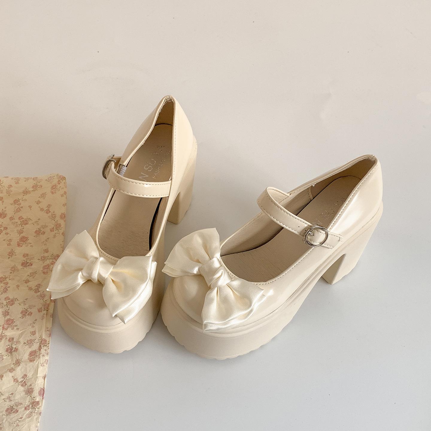 

White retro French small thick heel high heels women s summer 2025 new light mouth versatile Mary Jane small leather shoes 39 бежевый