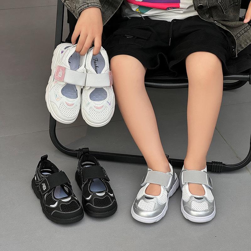 2025 Summer Children's Breathable Mesh Sandals - Soft Sole, Closed-Toe Sports Style for Boys & Girls