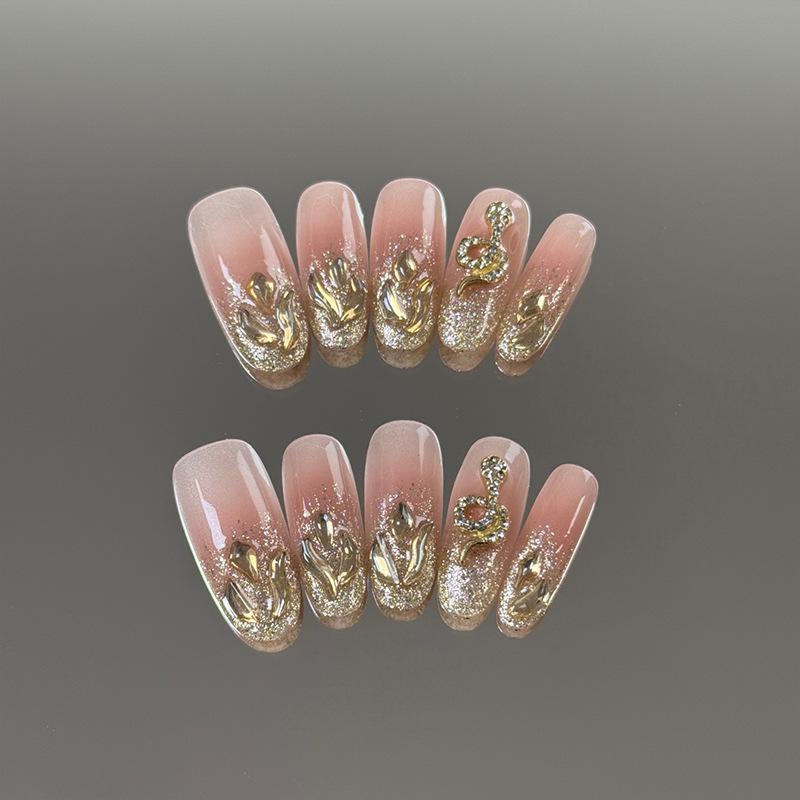 

Millennium Snake: Autumn/Winter Wearable Nail Art Gel Polish – Whitening, Handmade, High-End, Removable Nail Enhancements