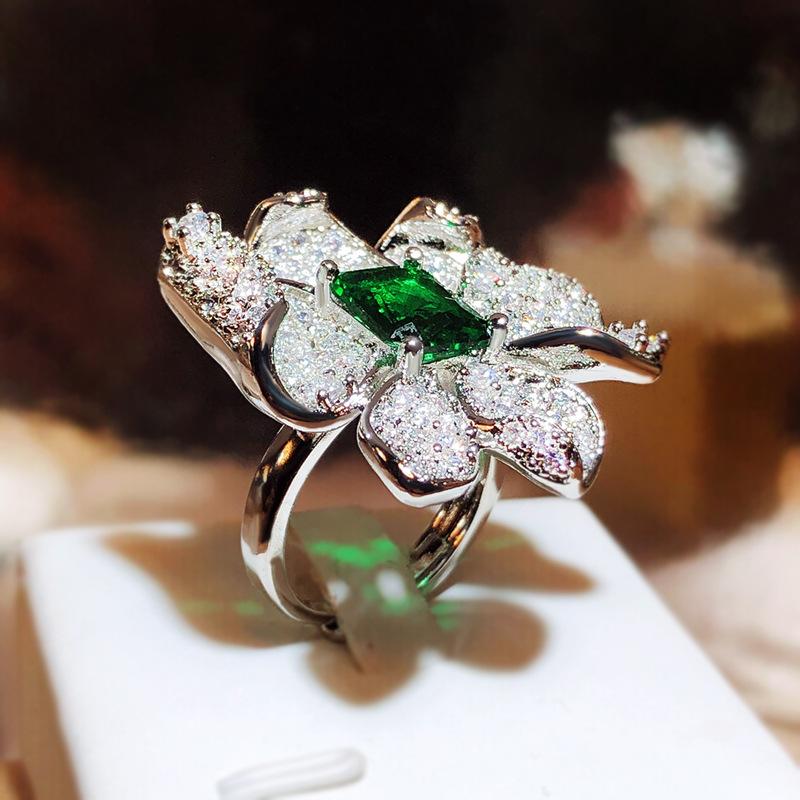 New Fashion Silver Big Flowers Green Zircon Sterling Silver Ring for Female Party Birthday Wedding Gift