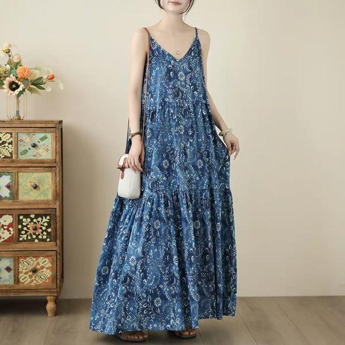 

Miss Beach Sanya seaside vacation halter blue beach dress suspender floral dress women s summer slim dress S