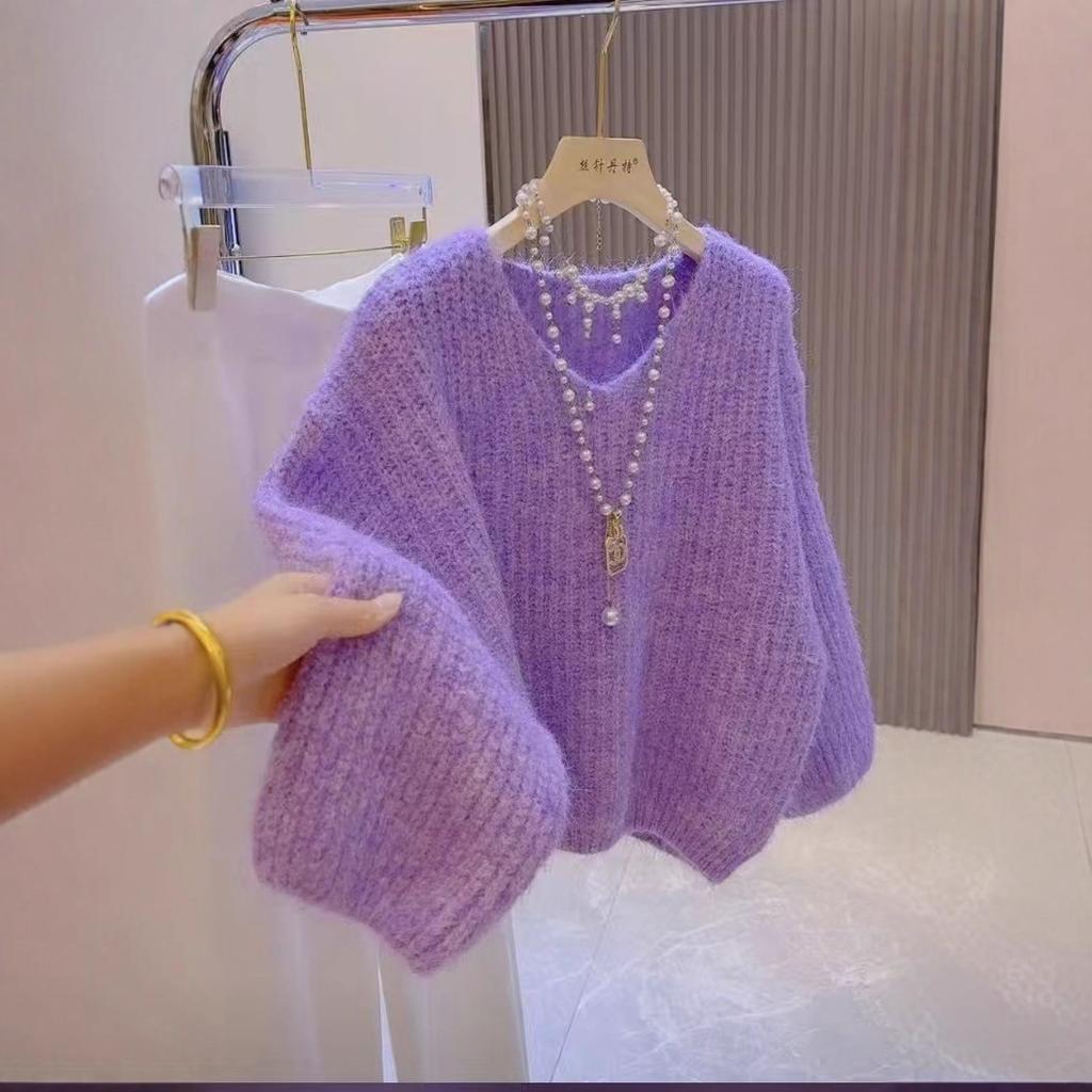 Autumn and Winter  V-neck Knitted Sweater Korean Loose Thick Long Sleeved Sweater for Women Design Sense
