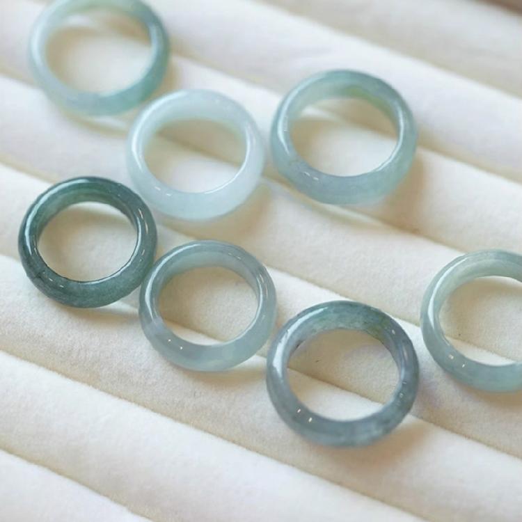 Elegant Natural Green Glass Rings Portable for Women Retro Chinese Styles Rings Portable for Any Gifts Giving Occasion