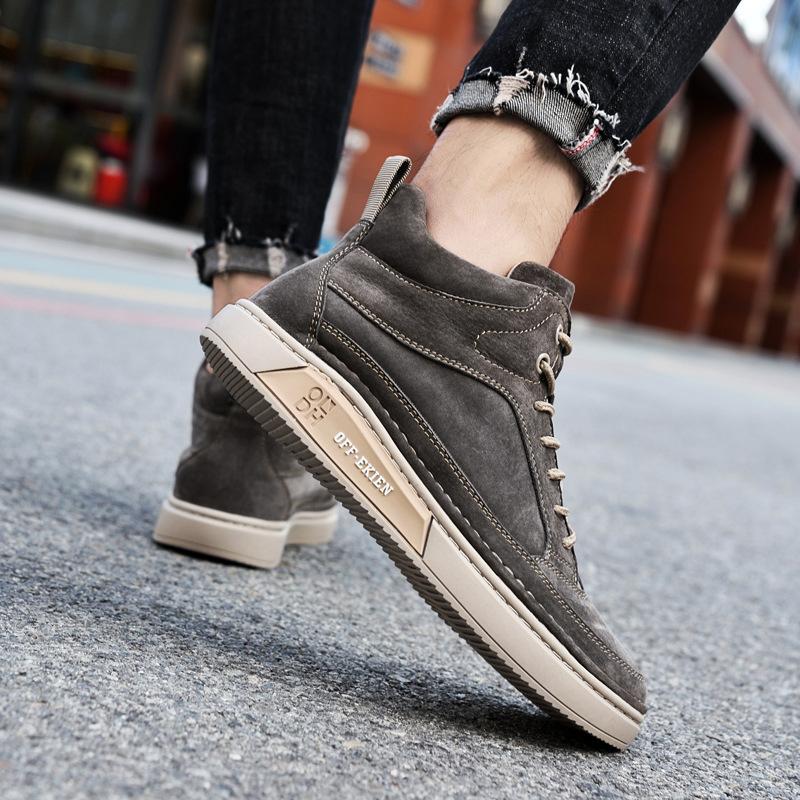 Autumn and winter men's leather high-top board shoes men's velvet warm hand-sewn casual shoes retro mid-top Martin boots men