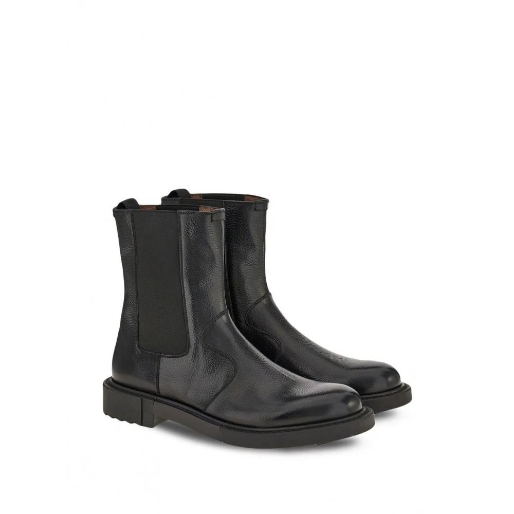 Salvatore Ferragamo Ferragamo Leather Chelsea Boots Black