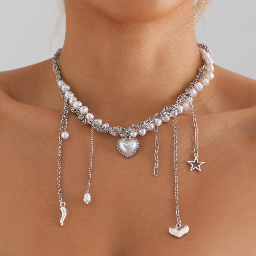 Multilayer Heart Shaped Pendant Pearls Necklace Romance Fashion Jewelry Accessory for Trendy Women Ladies Daily Use