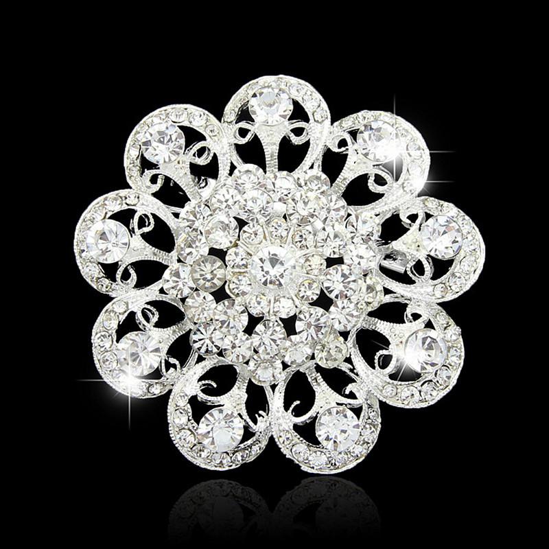 High-End White K Electroplated Crystal Flower Brooch Zhenyao Jewelry