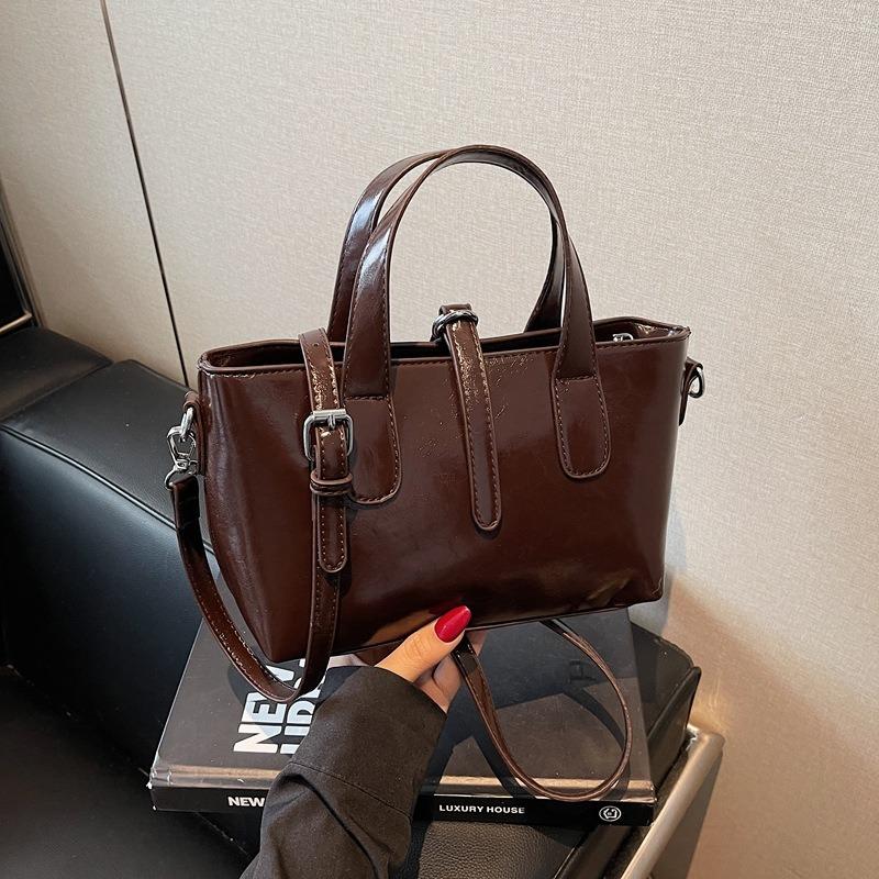 Premium Handbag Bag Women's New Trendy Fashion Shoulder Bag Popular Commuter Messenger Tote Bag