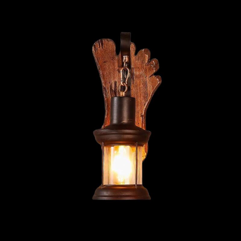 Dřevěná nástěnná lampa ve vintage industriálním stylu