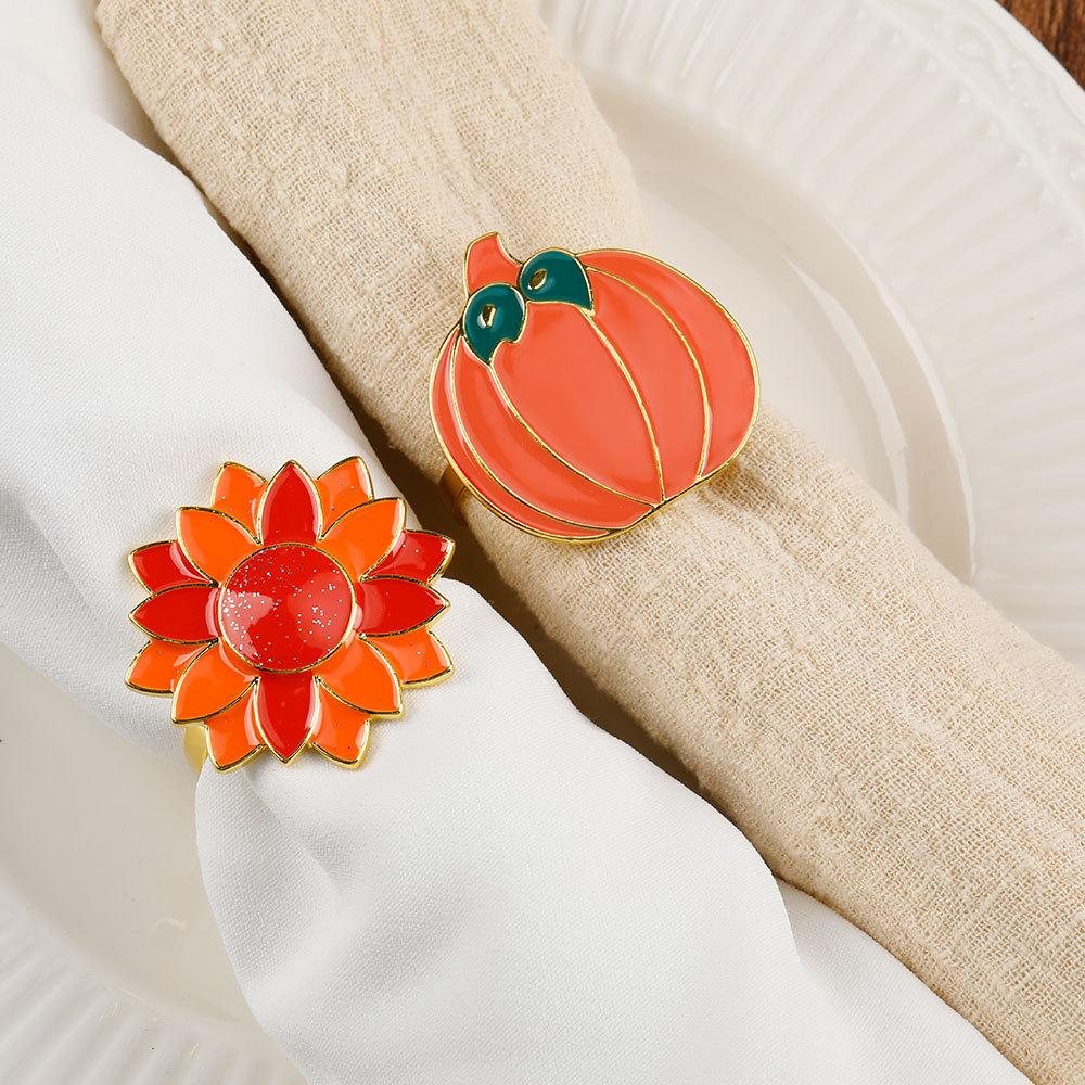 Halloween Sunflower Squirrel Turkey Napkin Holders Thanksgiving Napkin Rings Halloween Home Restaurant Table Decor Napkin Buckle