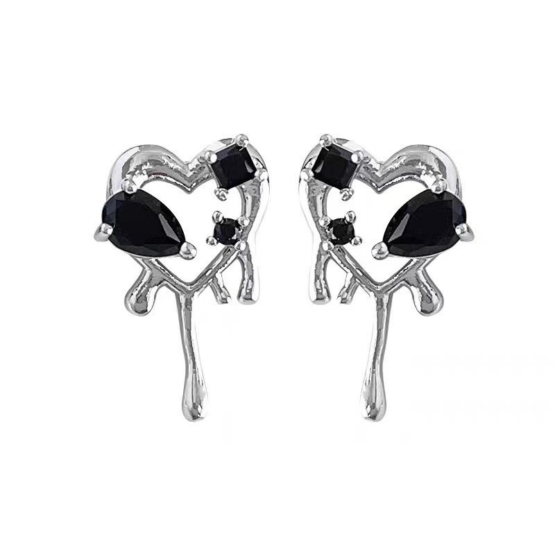 Trendy Lady Fashion Party Pierced Earrings Cool Girls Heart Love Jewelry with White