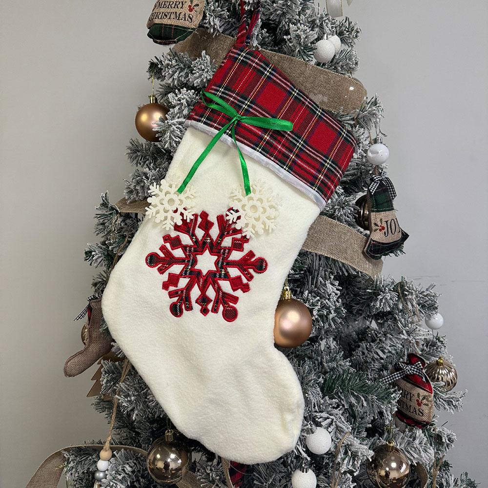 Green Plaid Dog Paw Christmas Stockings Red Gingham Snowflake Plush Pet Christmas Gift Bags For Xmas Party House Tree Decoration