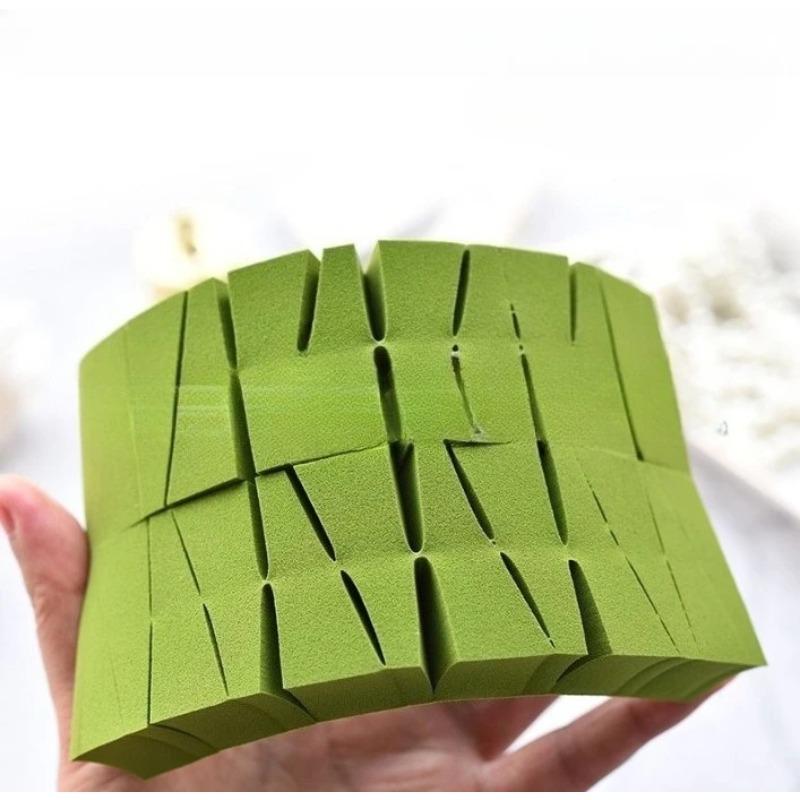 24Pcs Makeup Puff Triangle Face Foundation Cosmetic Women Beauty Makeup Wedges Sponge Wet and Dry Use