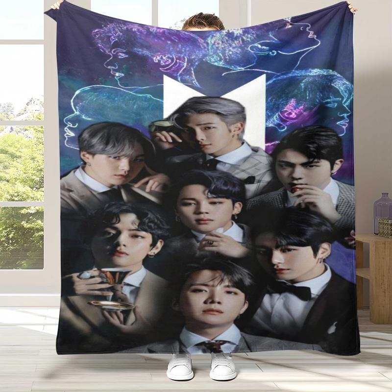 Modische B-BTS Kpop Flanelldecke, Ultraweiche Warme Plüschdecke für Zuhause Schlafzimmer Bett Sofa Abdeckung Büro Camping Picknick Geschenk