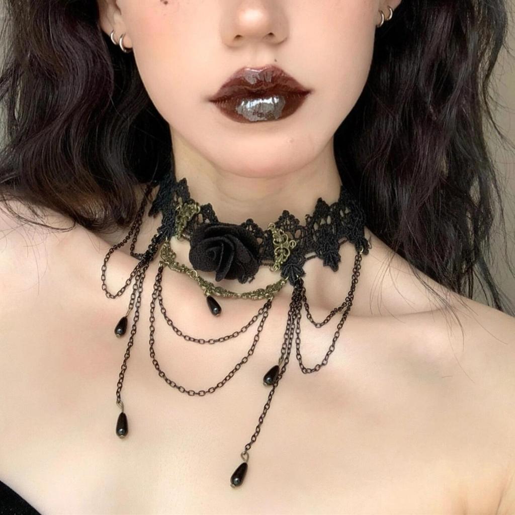 Gothic‑Style Women Choker Necklace, Halloween Lolita‑Vibe Accessories Necklace With Black Lace And Flower‑Shaped Elements