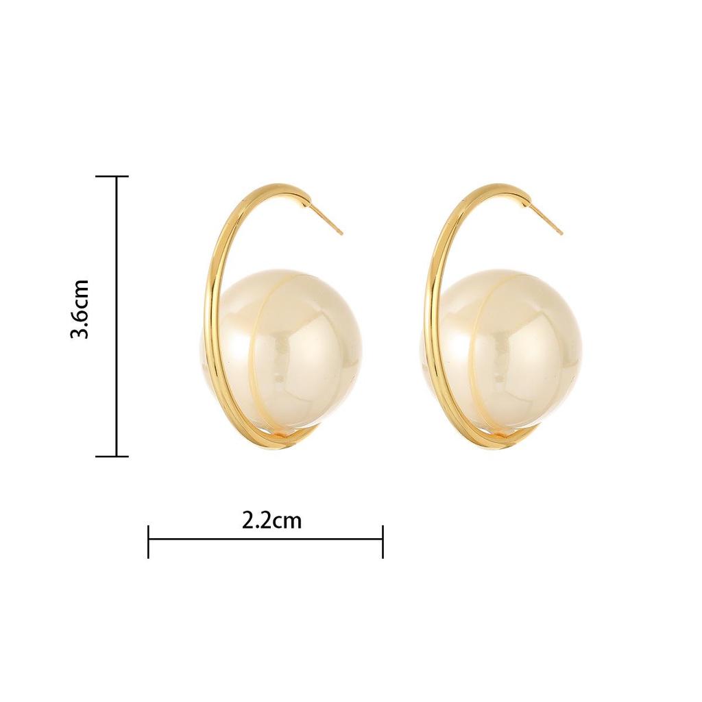 Elegant Versatile White Pearl Hoop Earrings for Women - Simple Design, Perfect for Travel and Photos.