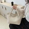 New trendy and fashionable straw woven bag large capacity shoulder tote bag small fresh underarm woven portable women's bag classic practice