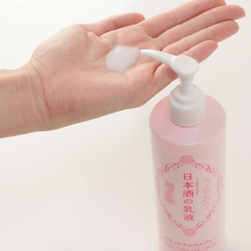 Kikumasamune Sake Emulsion 380ml + 1 Lotion Sachet Ceramide Large Capacity