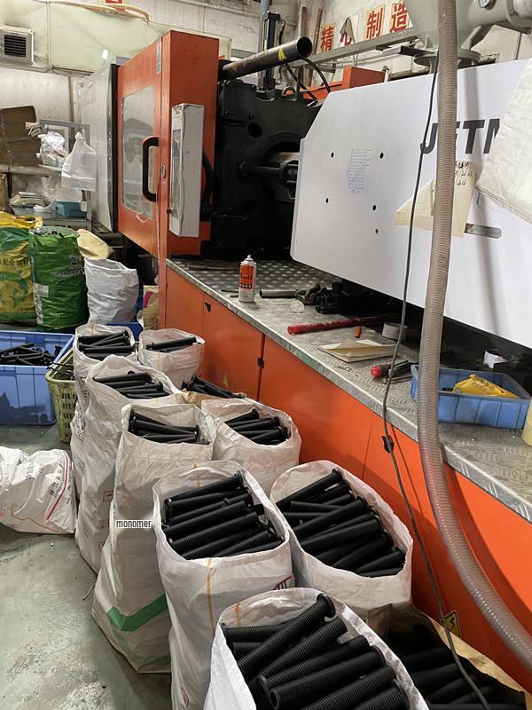 Adjustable Floorboard Bed Support Frame and Legs